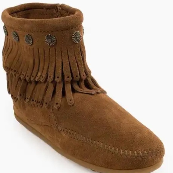 MINNETONKA DOUBLE FRINGE SIDE ZIP BOOTIE - Picture 3 of 10